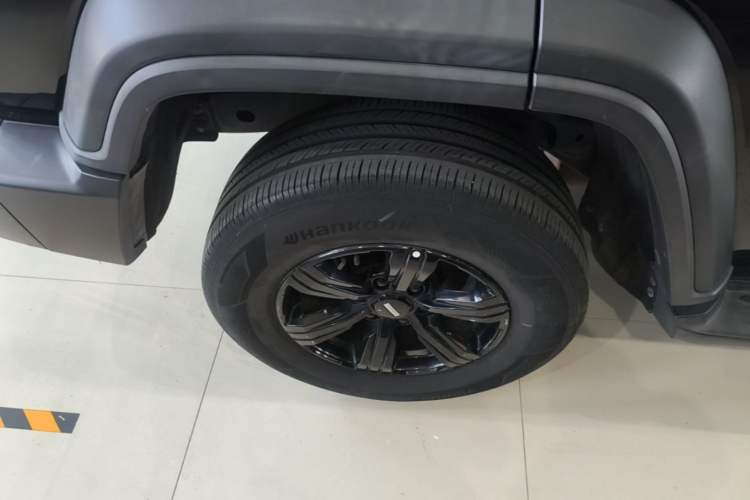 Used Tank 300 2021 Off-Road Edition 2.0T Challenger Right Rear Wheel Hub