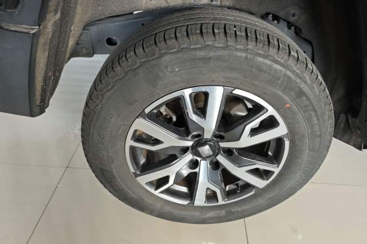 Used Tank 300 2021 City Edition 2.0T—Truly Stylish Right Rear Wheel Hub