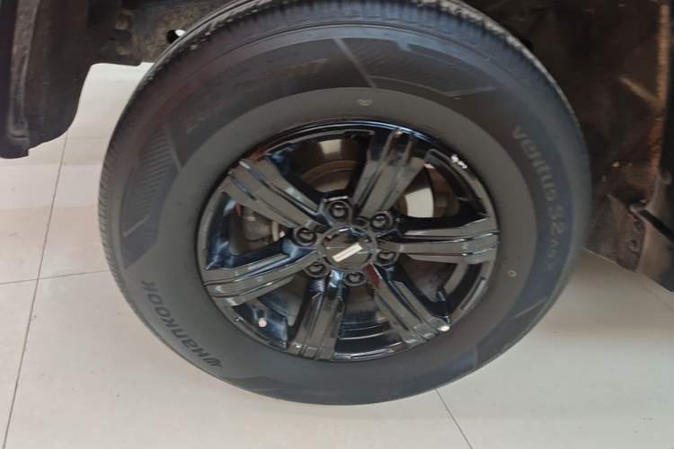 Used Tank 300 2021 Off-Road Edition 2.0T Challenger Right Rear Wheel Hub