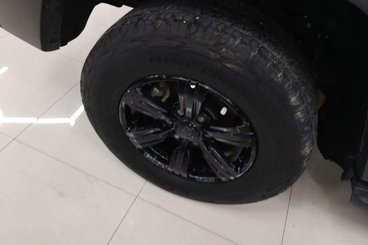 Used Tank 300 2021 Off-Road Edition 2.0T Challenger Right Rear Wheel Hub