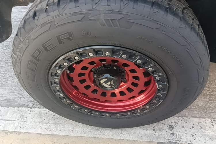 Used Tank 300 2021 Off-Road Edition 2.0T Challenger Right Rear Wheel Hub