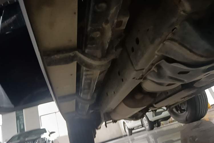 Used Tank 300 2021 Off-Road Edition 2.0T Conqueror Right Side Sill