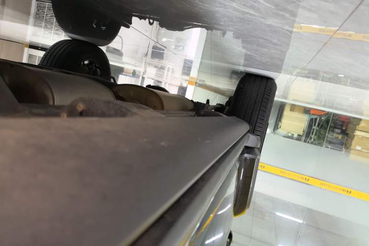 Used Tank 300 2021 City Edition 2.0T—Truly Stylish Right Side Sill