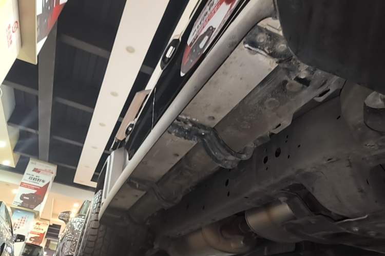 Used Tank 300 2021 Off-Road Edition 2.0T Conqueror Right Side Sill