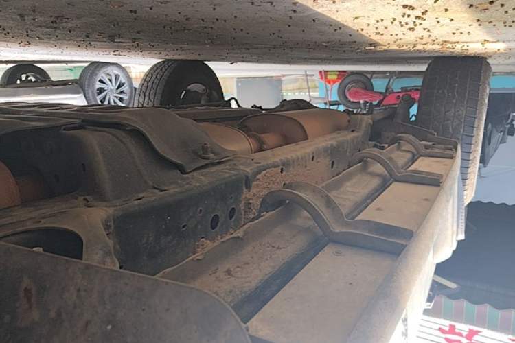 Used Tank 300 2021 Off-Road Edition 2.0T Challenger Right Side Sill
