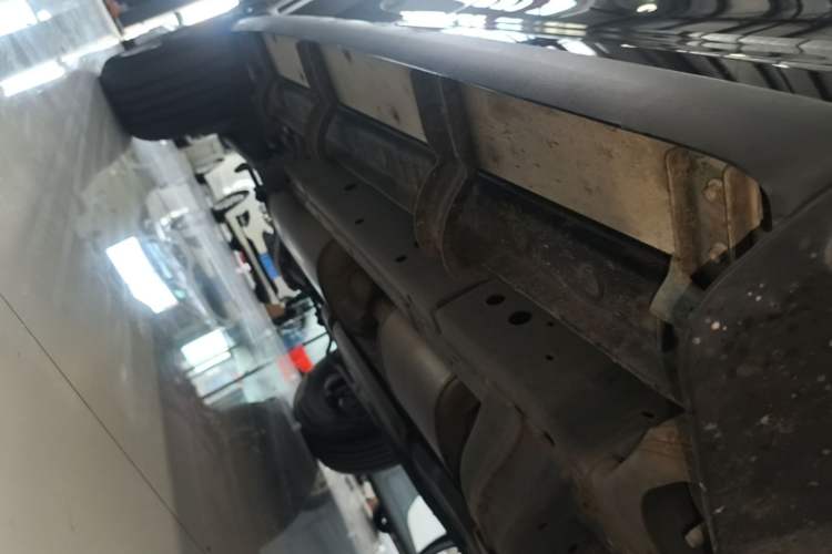 Used Tank 300 2021 Off-Road Edition 2.0T Challenger Right Side Sill