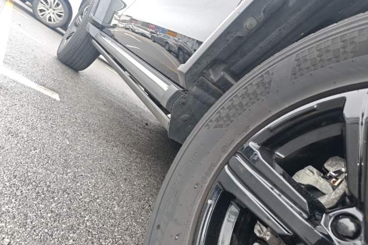 Used Tank 300 2021 City Edition 2.0T—Truly Stylish Right Side Sill