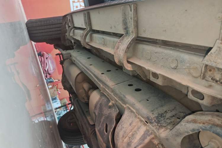 Used Tank 300 2021 Off-Road Edition 2.0T Challenger Right Side Sill