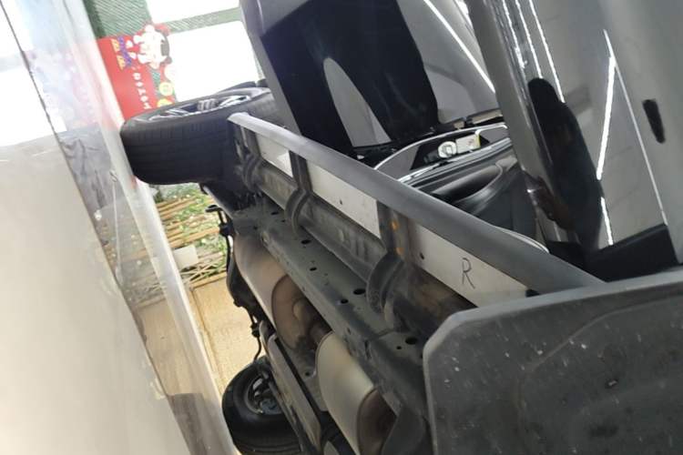 Used Tank 300 2021 Off-Road Edition 2.0T Conqueror Right Side Sill