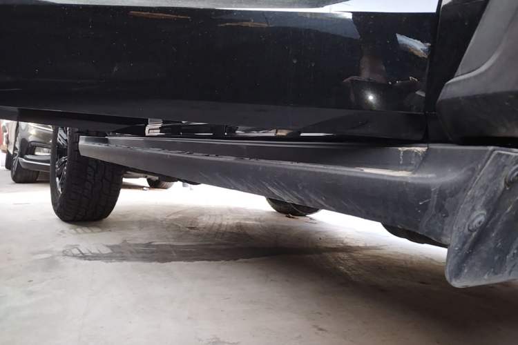Used Tank 300 2021 Off-Road Edition 2.0T Conqueror Right Side Sill