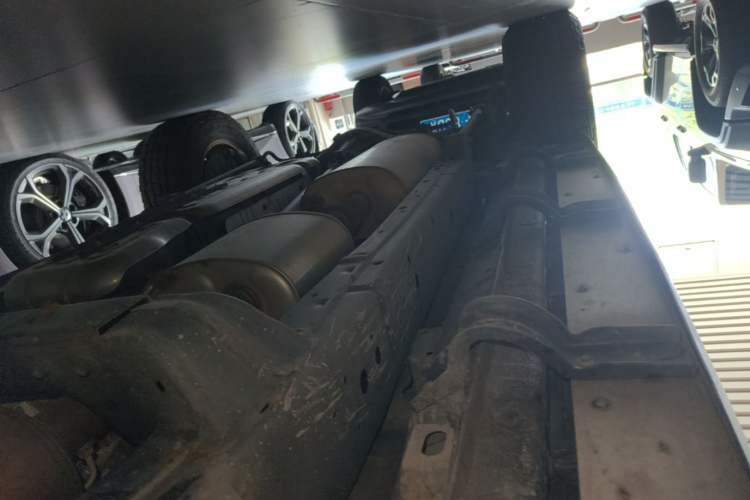 Used Tank 300 2021 Off-Road Edition 2.0T Conqueror Right Side Sill