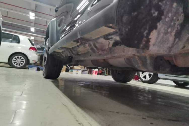 Used Tank 300 2021 Off-Road Edition 2.0T Challenger Right Side Sill