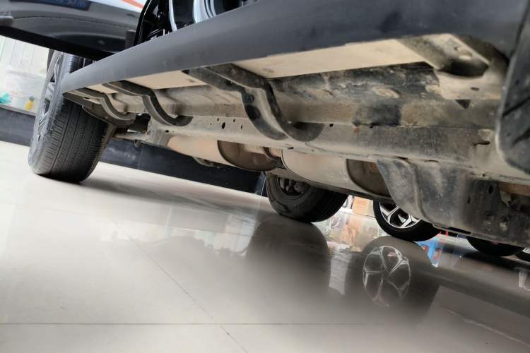 Used Tank 300 2021 Off-Road Edition 2.0T Challenger Right Side Sill