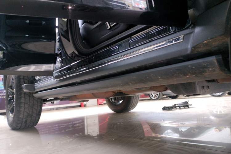 Used Tank 300 2021 City Edition 2.0T Essential Model Right Side Sill