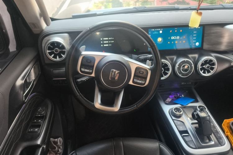 Used Tank 300 2021 City Edition 2.0T—Truly Stylish Steering Wheel