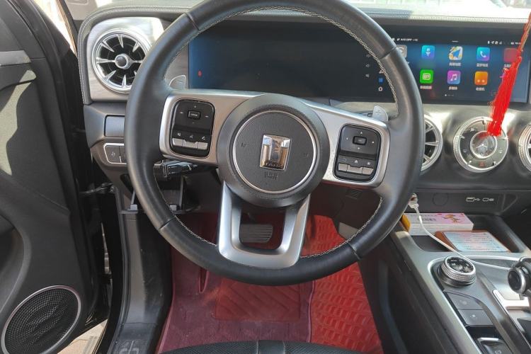 Used Tank 300 2021 City Edition 2.0T—Truly Stylish Steering Wheel