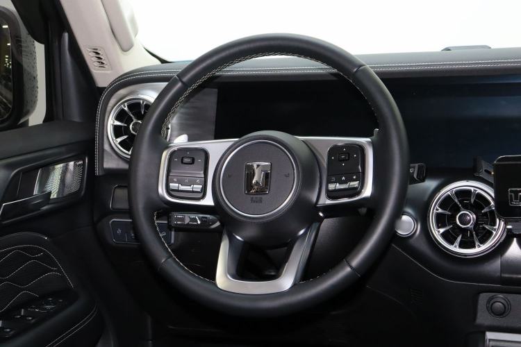 Used Tank 300 2021 City Edition 2.0T—Truly Stylish Steering Wheel