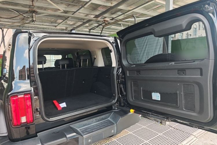 Used Tank 300 2021 Off-Road Edition 2.0T Conqueror Trunk