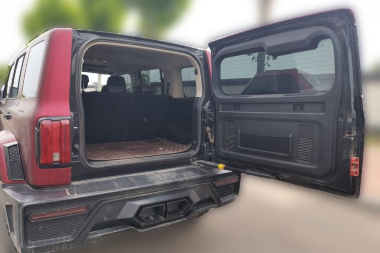 Used Tank 300 2021 Off-Road Edition 2.0T Conqueror Trunk