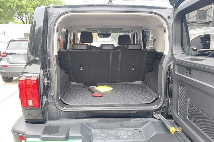 Used Tank 300 2021 City Edition 2.0T—Truly Stylish Trunk