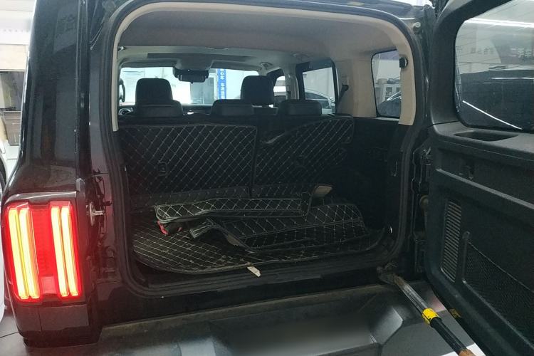 Used Tank 300 2021 Off-Road Edition 2.0T Conqueror Trunk