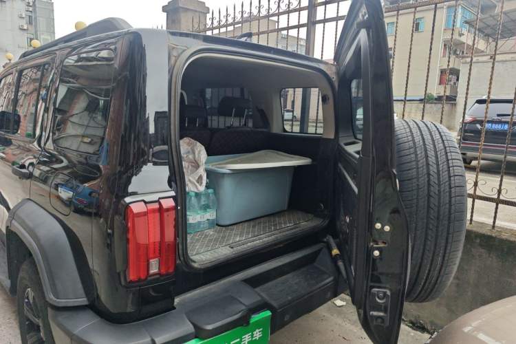 Used Tank 300 2021 Off-Road Edition 2.0T Conqueror Trunk