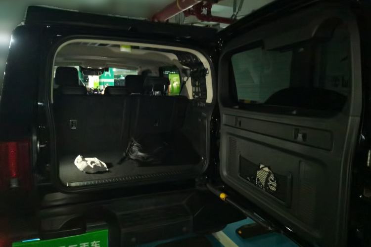 Used Tank 300 2021 Off-Road Edition 2.0T Challenger Trunk
