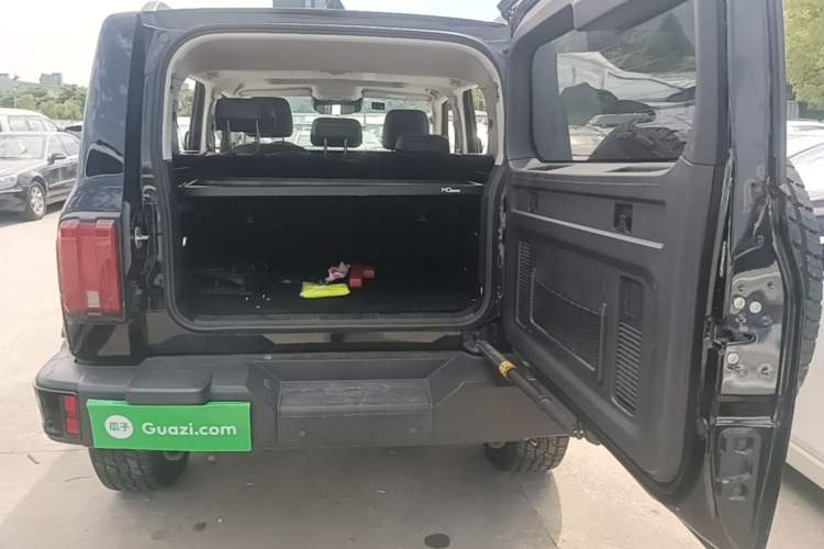 Used Tank 300 2021 Off-Road Edition 2.0T Conqueror Trunk