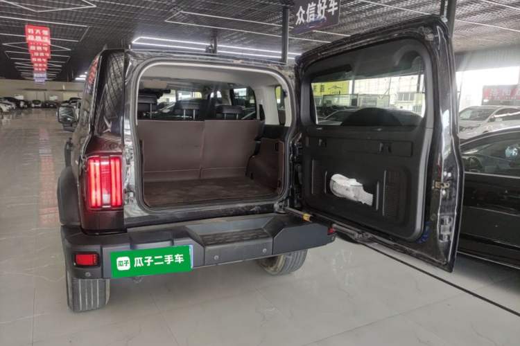 Used Tank 300 2021 Off-Road Edition 2.0T Conqueror Trunk