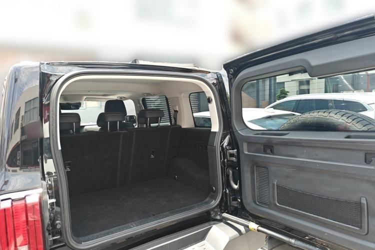 Used Tank 300 2021 City Edition 2.0T—Truly Stylish Trunk