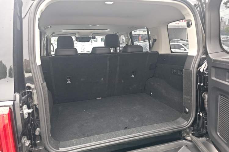 Used Tank 300 2021 City Edition 2.0T—Truly Stylish Trunk