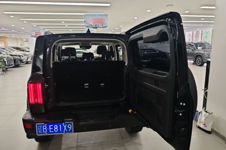 Used Tank 300 2021 Off-Road Edition 2.0T Challenger Trunk