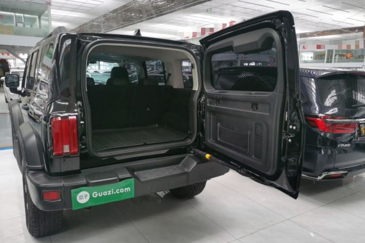Used Tank 300 2021 Off-Road Edition 2.0T Conqueror Trunk