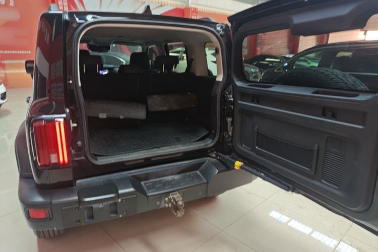 Used Tank 300 2021 Off-Road Edition 2.0T Challenger Trunk