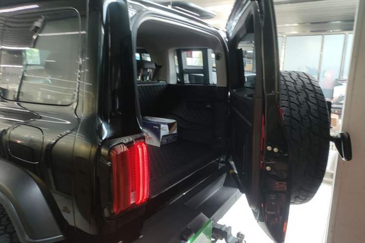 Used Tank 300 2021 Off-Road Edition 2.0T Conqueror Trunk
