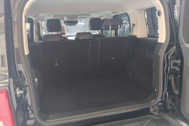 Used Tank 300 2021 Off-Road Edition 2.0T Conqueror Trunk