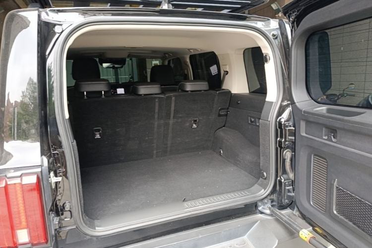 Used Tank 300 2021 Off-Road Edition 2.0T Conqueror Trunk