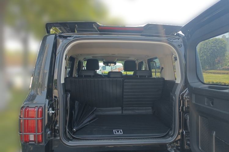 Used Tank 300 2021 Off-Road Edition 2.0T Challenger Trunk