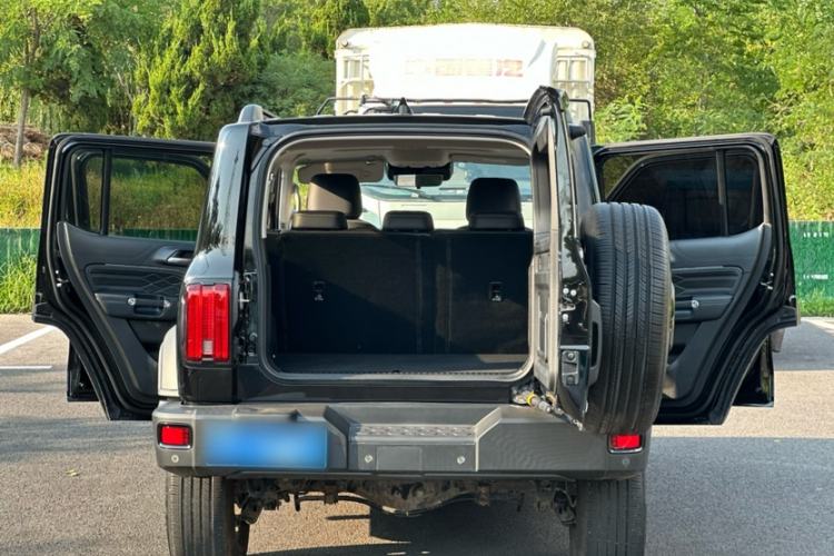 Used Tank 300 2021 Off-Road Edition 2.0T Challenger Trunk