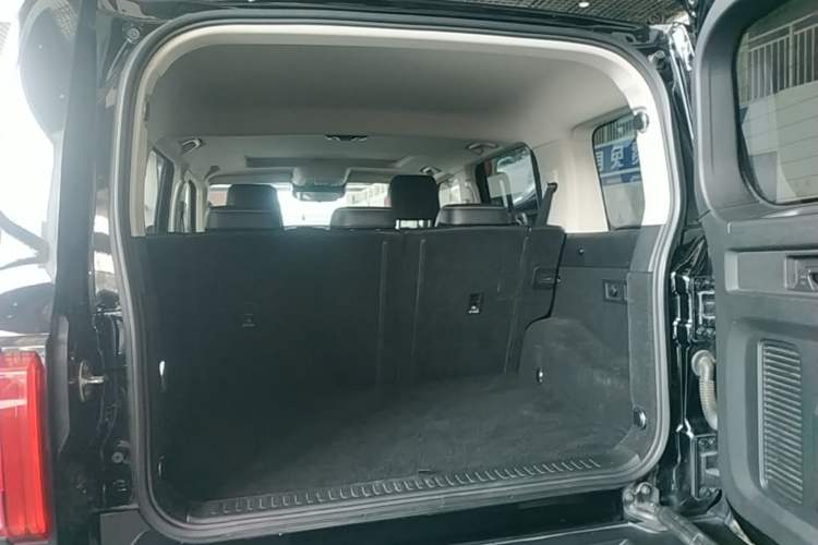 Used Tank 300 2021 Off-Road Edition 2.0T Conqueror Trunk