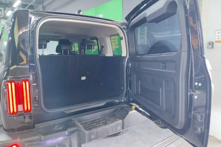 Used Tank 300 2021 Off-Road Edition 2.0T Challenger Trunk