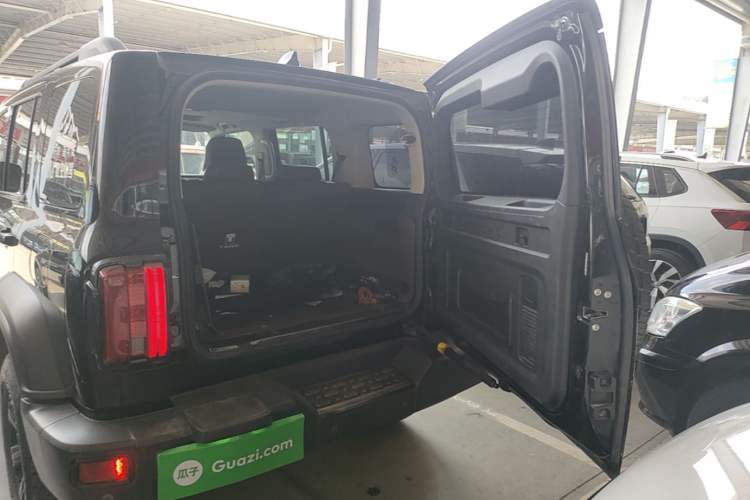 Used Tank 300 2021 Off-Road Edition 2.0T Conqueror Trunk