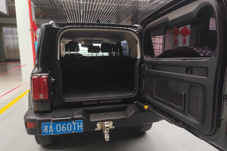 Used Tank 300 2021 Off-Road Edition 2.0T Challenger Trunk