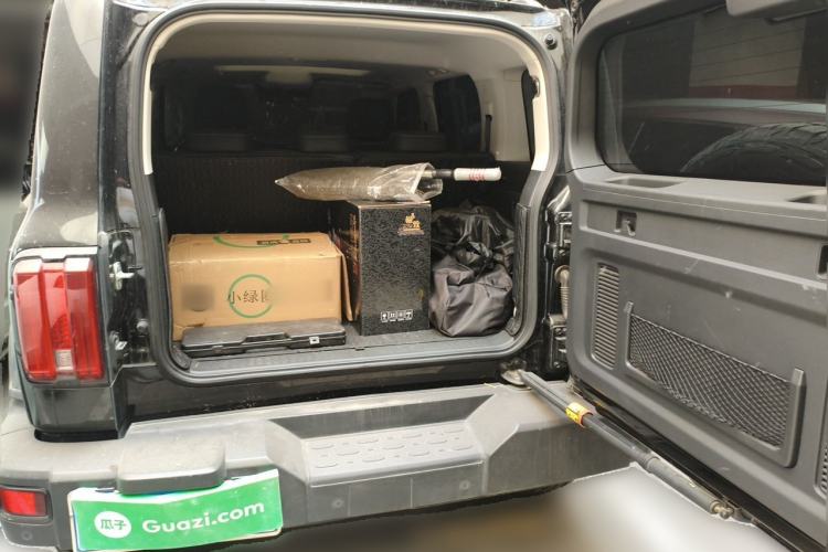 Used Tank 300 2021 Off-Road Edition 2.0T Conqueror Trunk
