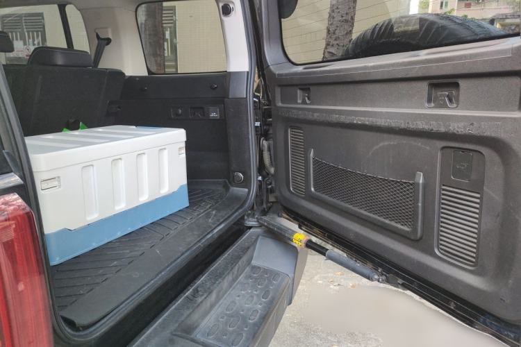 Used Tank 300 2021 Off-Road Edition 2.0T Conqueror Trunk