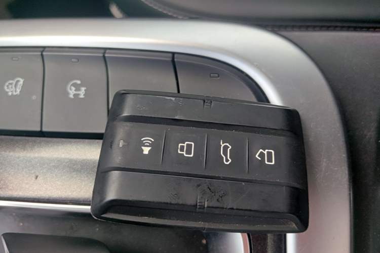 Used Tank 300 2021 Off-Road Edition 2.0T Challenger Vehicle Key