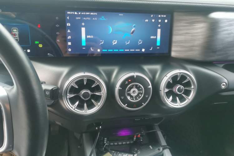 Used Tank 300 2021 Off-Road Edition 2.0T Conqueror Audio And AC Panel