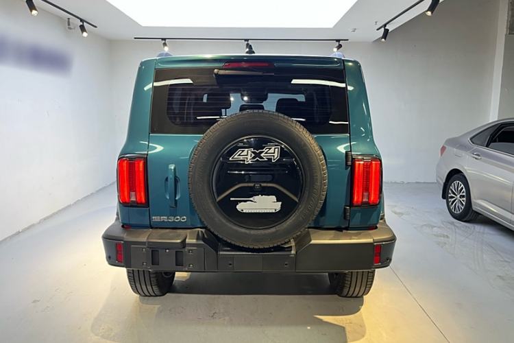 Used Tank 300 2021 City Edition 2.0T—Truly Stylish Exterior 4