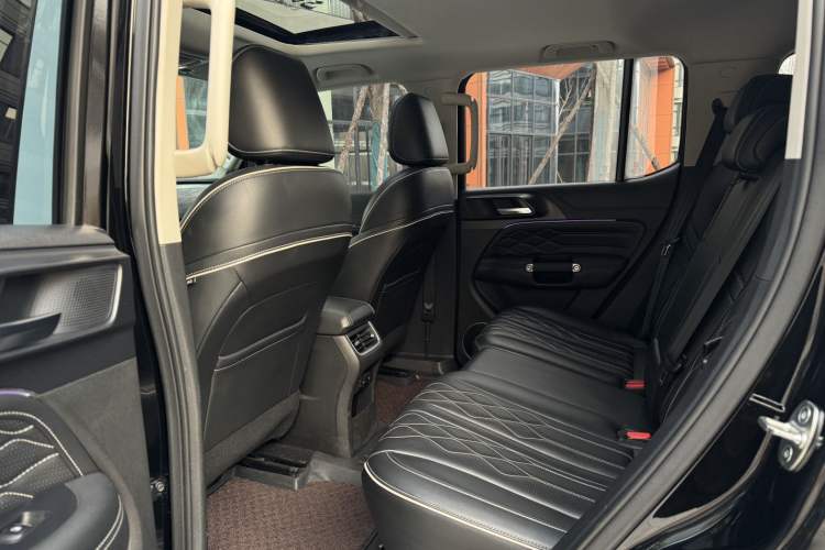 Used Tank 300 2021 Off-Road Edition 2.0T Challenger Interior 3