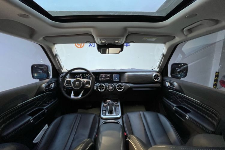 Used Tank 300 2021 City Edition 2.0T—Truly Stylish Interior 5